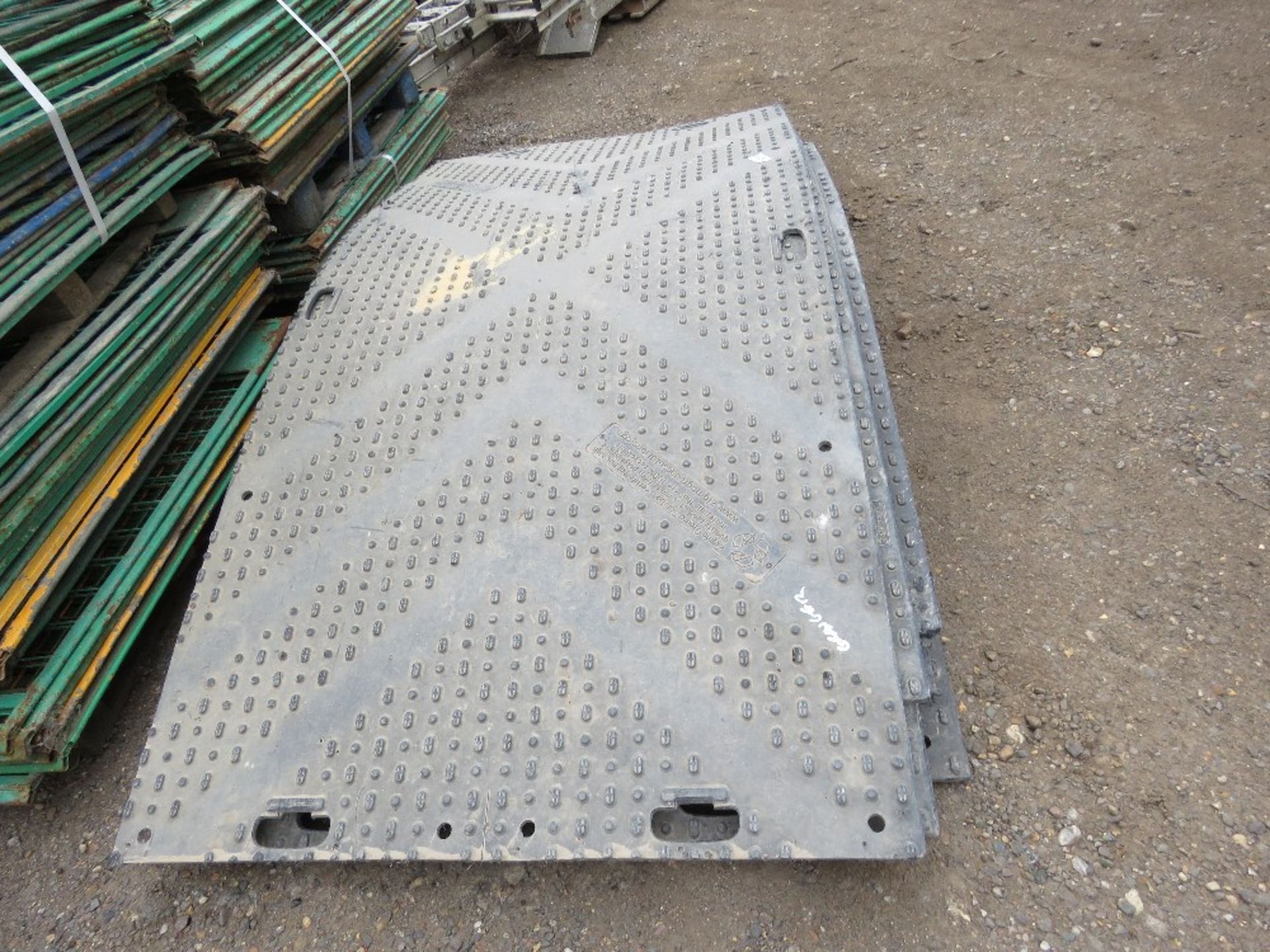 8 X PLASTIC ZIGMA GROUND SOLUTIONS TRACK MATS. THIS LOT IS SOLD UNDER THE AUCTIONEERS MARGIN SCHEME, - Image 5 of 5