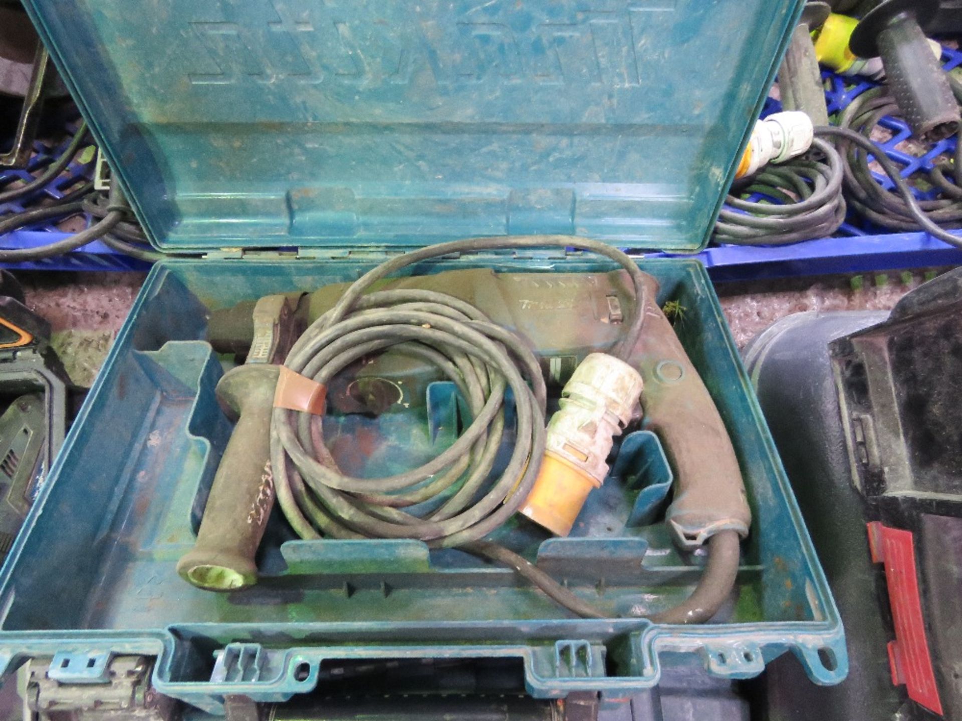 3X 110V DRILLS THIS LOT IS SOLD UNDER THE AUCTIONEERS MARGIN SCHEME, THEREFORE NO VAT WILL BE CHARG - Image 2 of 4