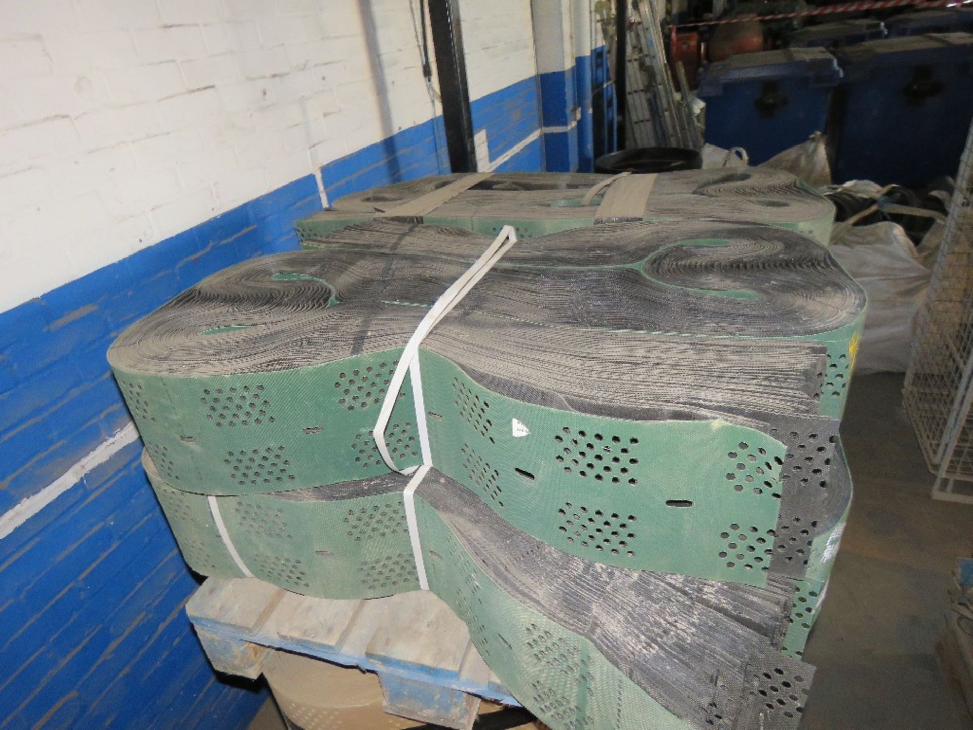 PALLET OF ROOT BARRIER MATERIAL. LOT LOCATION: SS13 1EF, BASILDON, ESSEX. - Image 2 of 3