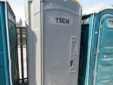 PORTABLE TOILET, MAINS CONNECTION TYPE. LOT LOCATION: SS13 1EF, BASILDON, ESSEX.