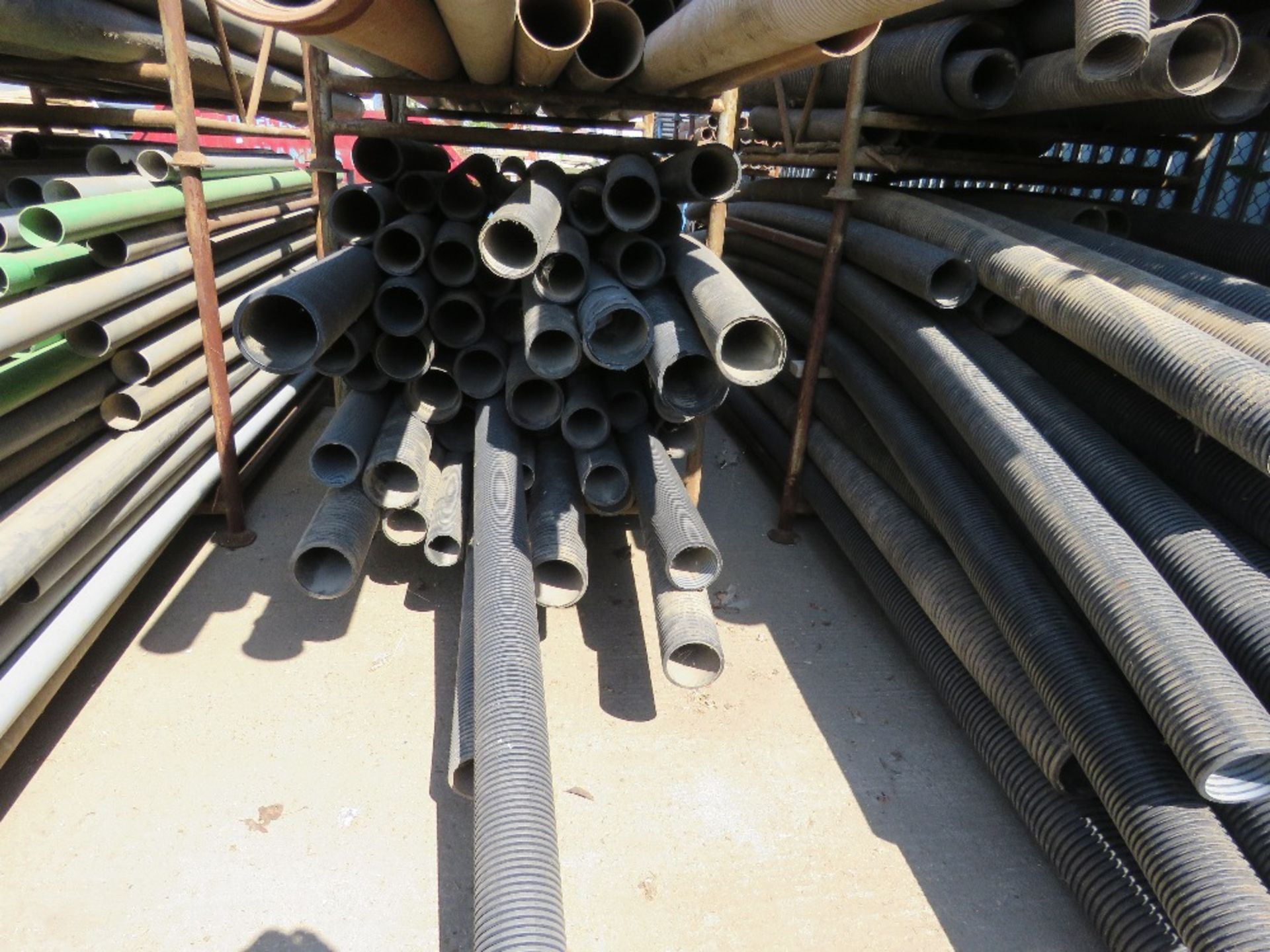 8 X LARGE STILLAGES OF PLASTIC DRAINAGE AND DUCTING PIPES. LOT LOCATION: SS13 1EF, BASILDON, ESSEX. - Image 8 of 14