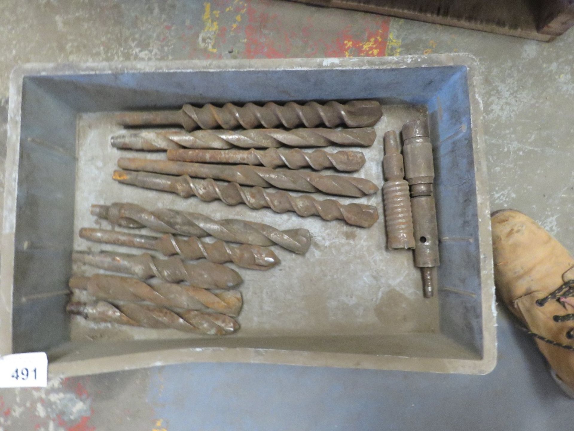 BOX OF DRILL BITS