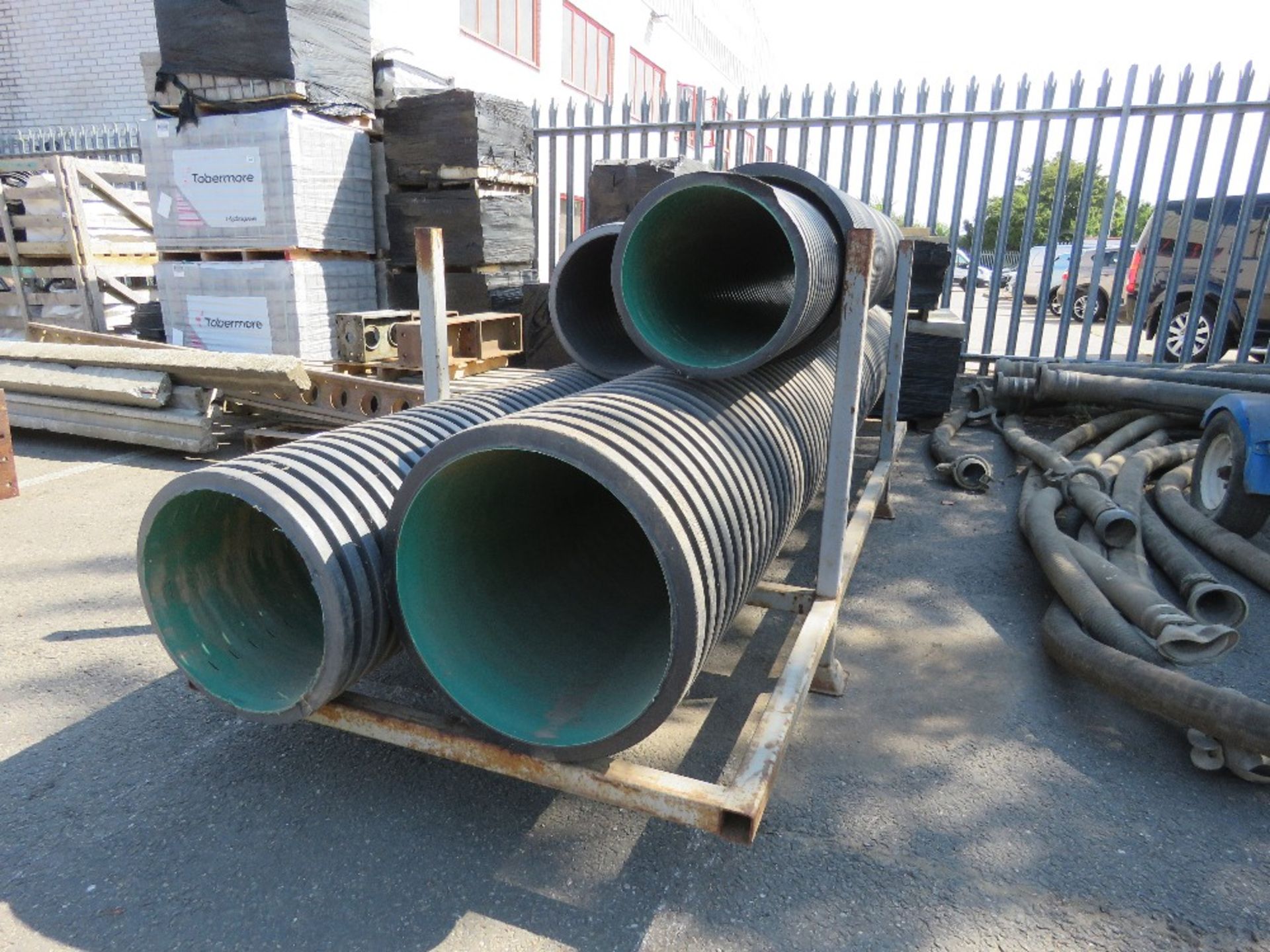 5 X ASSORTED DRAINAGE / CULVERT PIPES 5-12FT LENGTH APPROX. LOT LOCATION: SS13 1EF, BASILDON, ESSEX. - Image 2 of 3