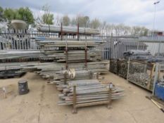 BID INCREMENT NOW £200 !!!!! LARGE QUANTITY OF ASSORTED SCAFFOLD TUBING AND CLIPS,
