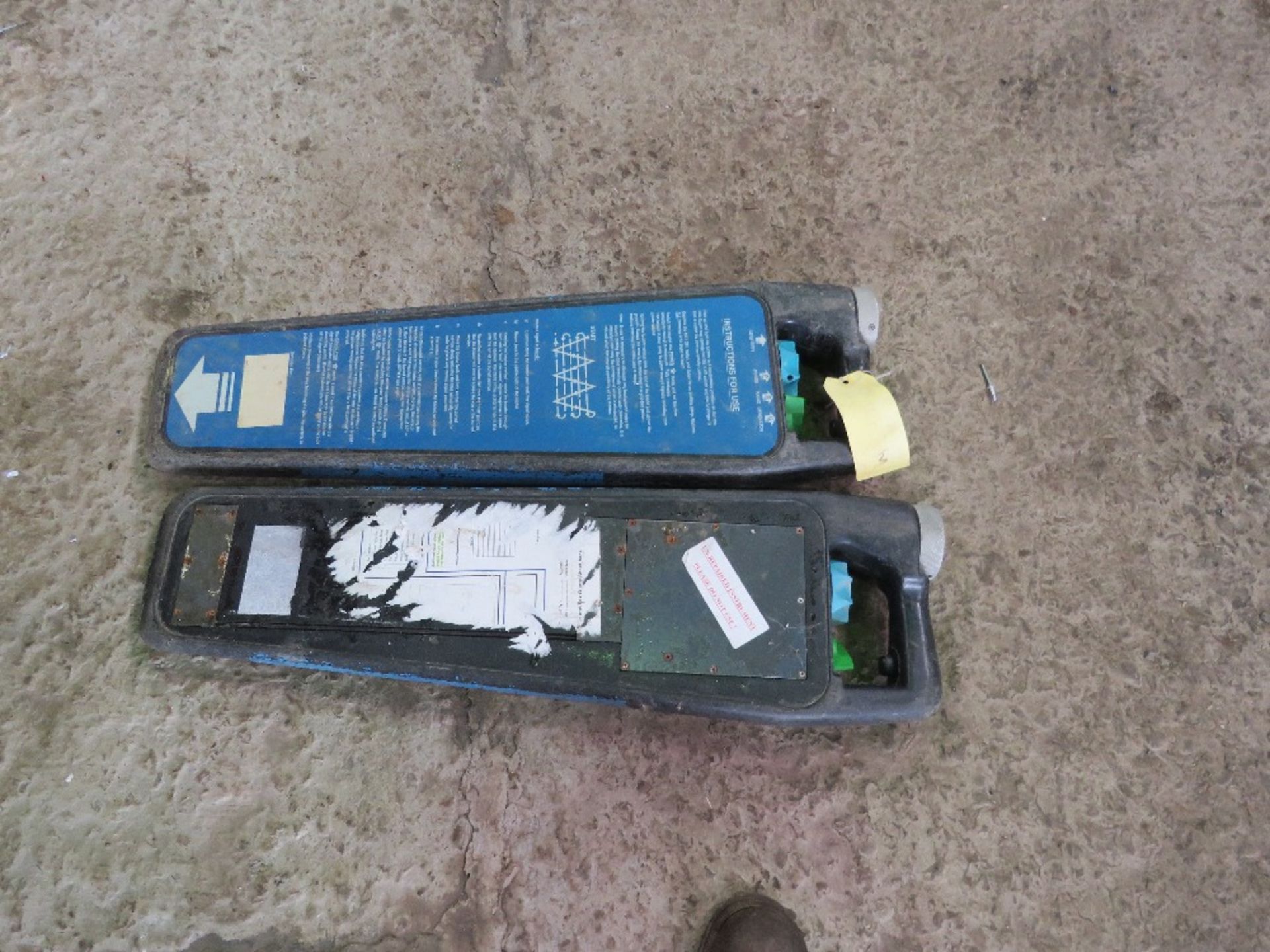 2 X CABLE DETECTORS, COVER PLATES MISSING. DIRECT FROM A LOCAL GROUNDWORKS COMPANY AS PART OF THE - Image 2 of 2