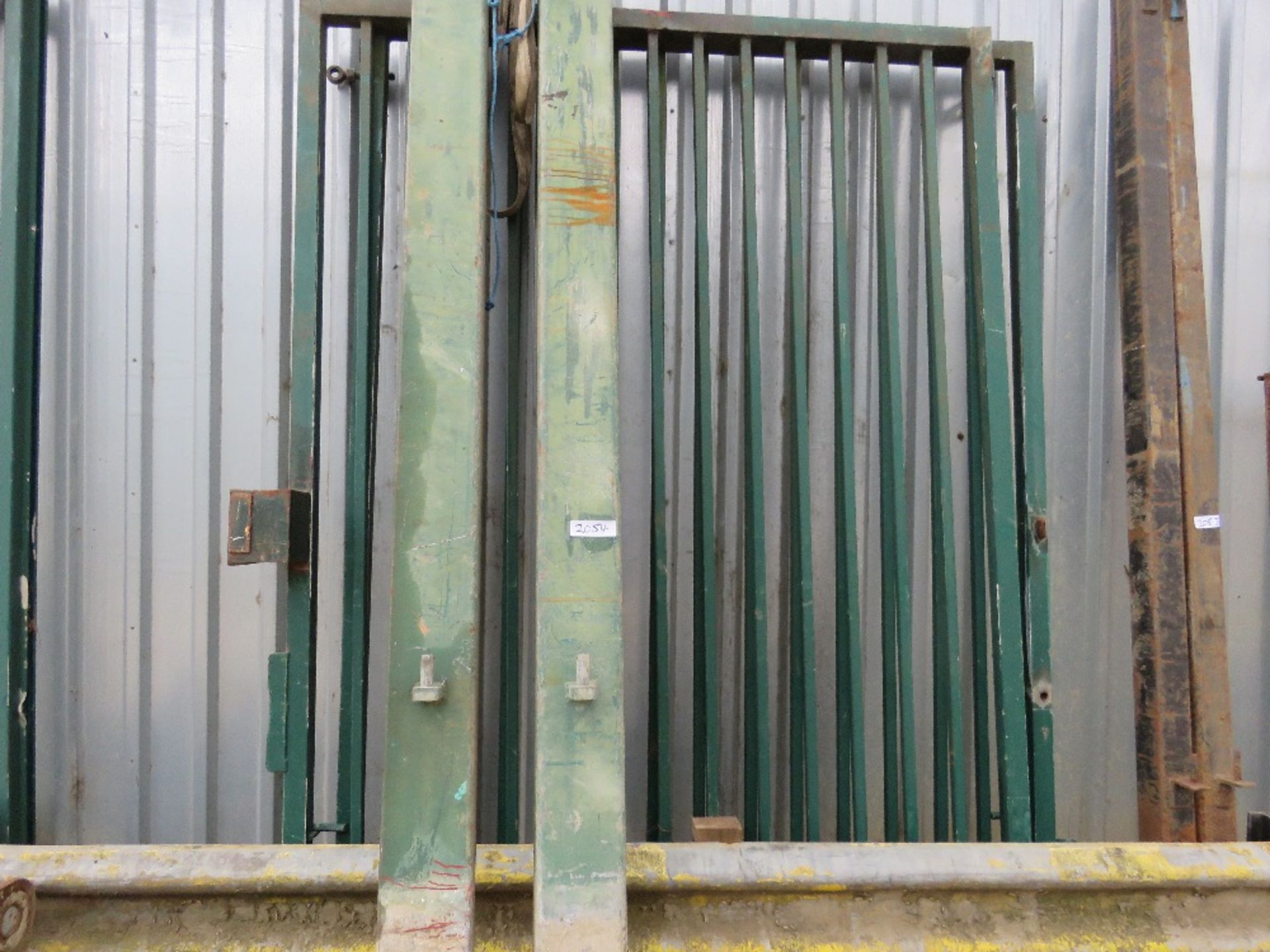 PAIR OF HIGH SECURITY HEAVY DUTY GREEN SITE GATES WITH POSTS, 12FT TOTAL SPAN APPROX. LOT LOCATION