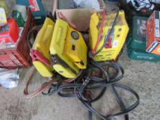 3 X JUMP START PACKS PLUS 2 X SETS OF JUMP LEADS. THIS LOT IS SOLD UNDER THE AUCTIONEERS MARGIN SCHE