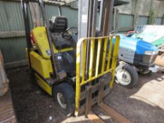 YALE GAS POWERED FORKLIFT, 1.5TONNE RATED. STARTER TURNING BUT NOT ENGAGING, THEREFORE WE HAVE BEEN