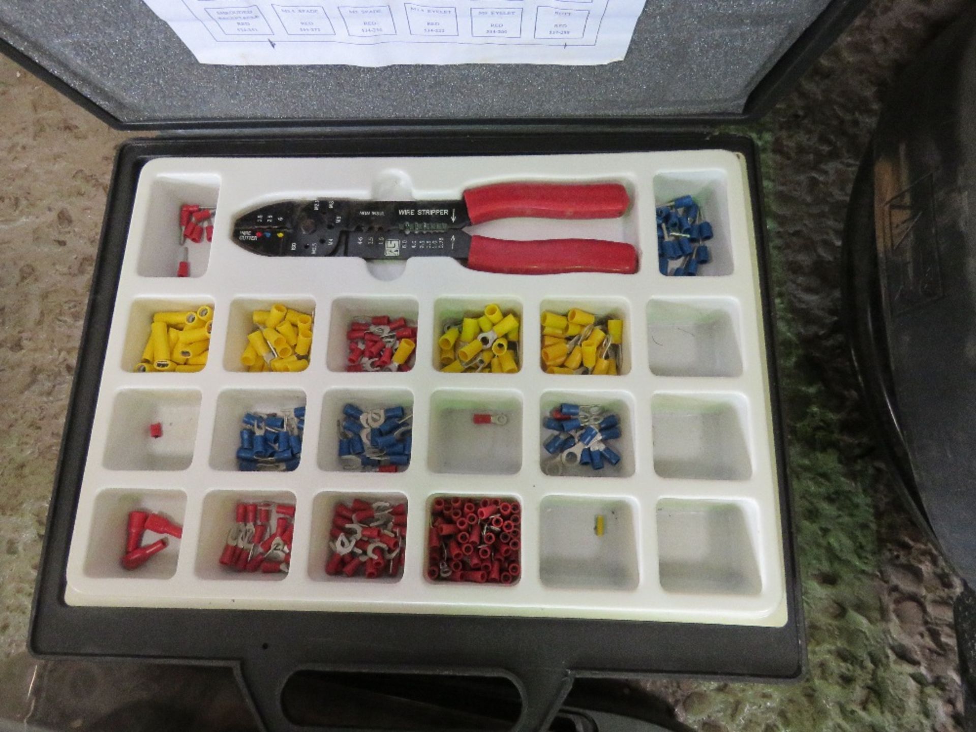 4 X BOXES OF ASSORTED TOOLS:CRIMPING SET PLUS SPECIAL TOOLS. THIS LOT IS SOLD UNDER THE AUCTIONEERS - Image 5 of 6