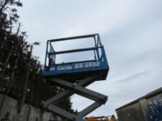 GENIE G1932 SCISSOR LIFT ACCESS UNIT, YEAR 2011. SN:GS3011C-3093. WHEN TESTED WAS SEEN TO DRIVE, ST