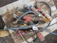 6 X AIR NEEDLE GUNS. THIS LOT IS SOLD UNDER THE AUCTIONEERS MARGIN SCHEME, THEREFORE NO VAT WILL