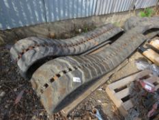 2 X PART WORN MINI DIGGER TRACKS, MARKED 30-53X80 / 30X52.5X80. THIS LOT IS SOLD UNDER THE AUCTION
