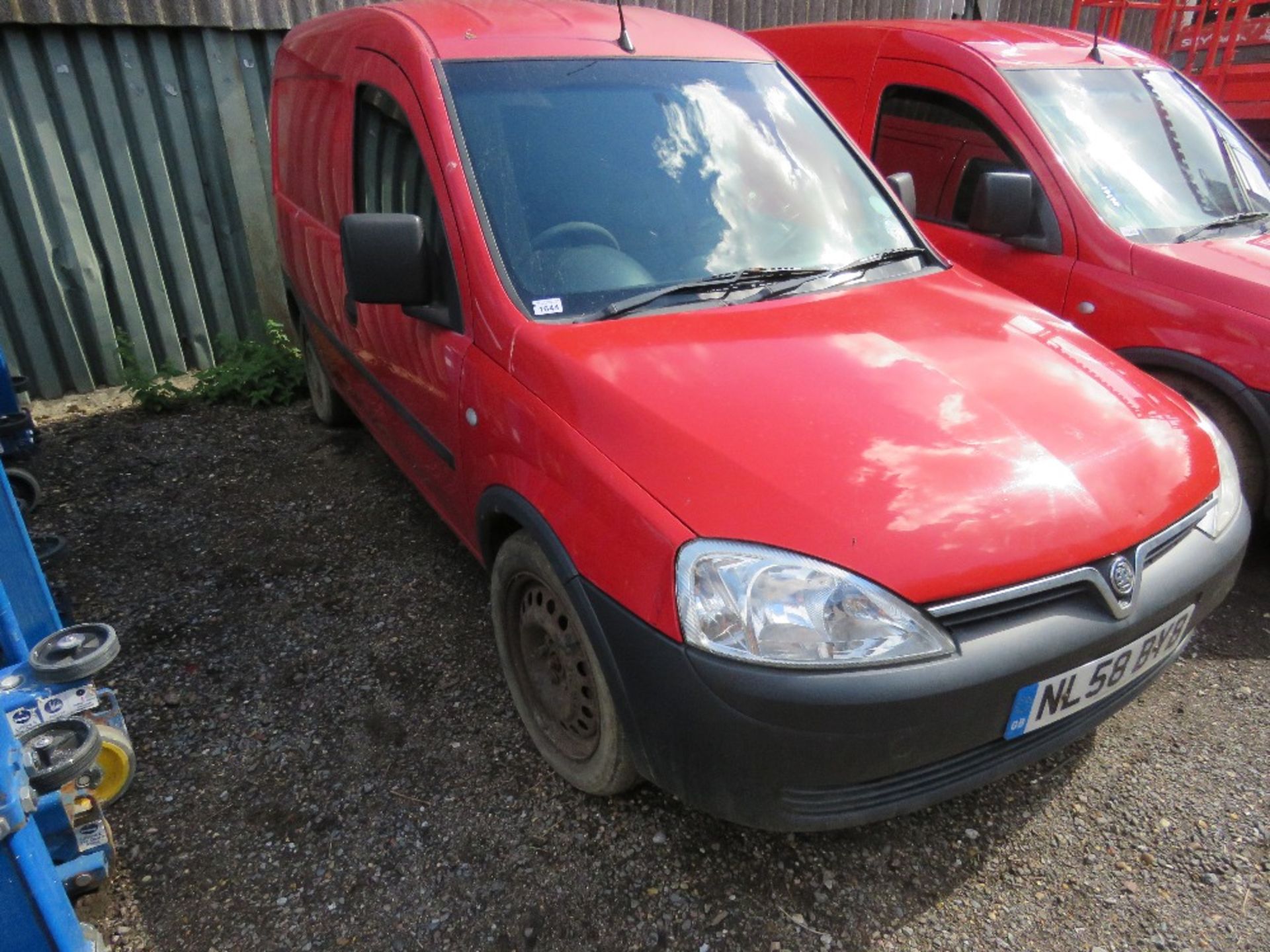 VAUXHALL COMBO PANEL VAN REG:NL58 BYB. MILES NOT SHOWING. TEST EXPIRED. SIDE DOOR. WHEN TESTED WAS S