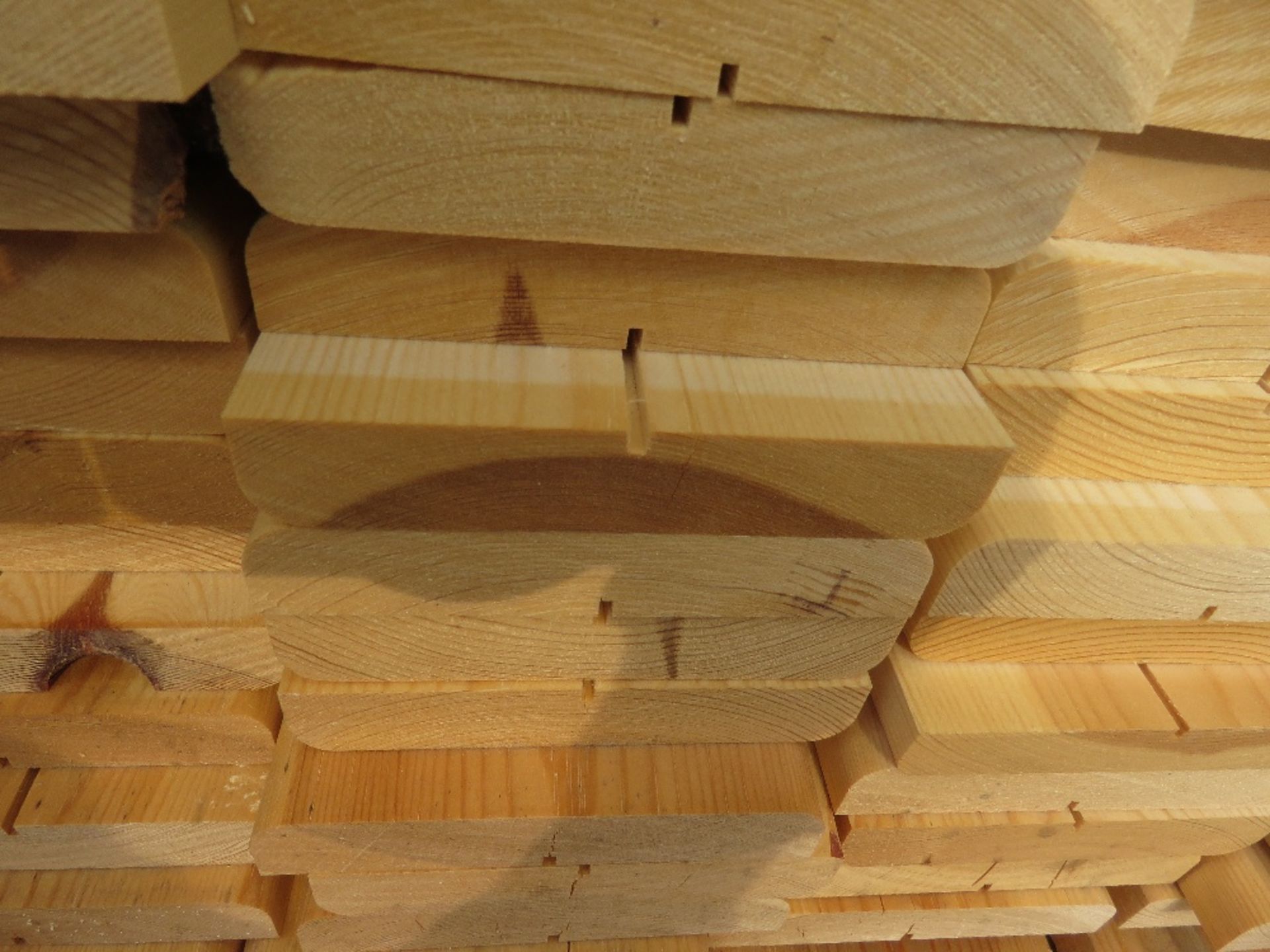 EXTRA LARGE PACK OF UNTREATED FENCE PANEL TOP TIMBER CAPS , 1.88M LENGTH X 120MM WIDTH APPROX. - Image 3 of 3
