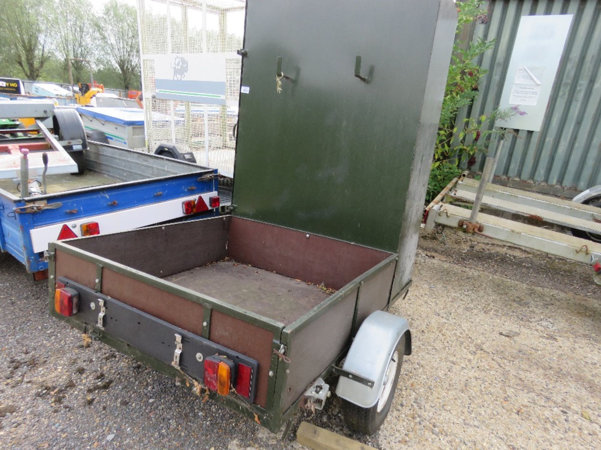 SINGLE AXLED TRAILER WITH STORAGE LOCKER, 1.25M X 1.85 OVERALL BED APPROX. - Image 2 of 6