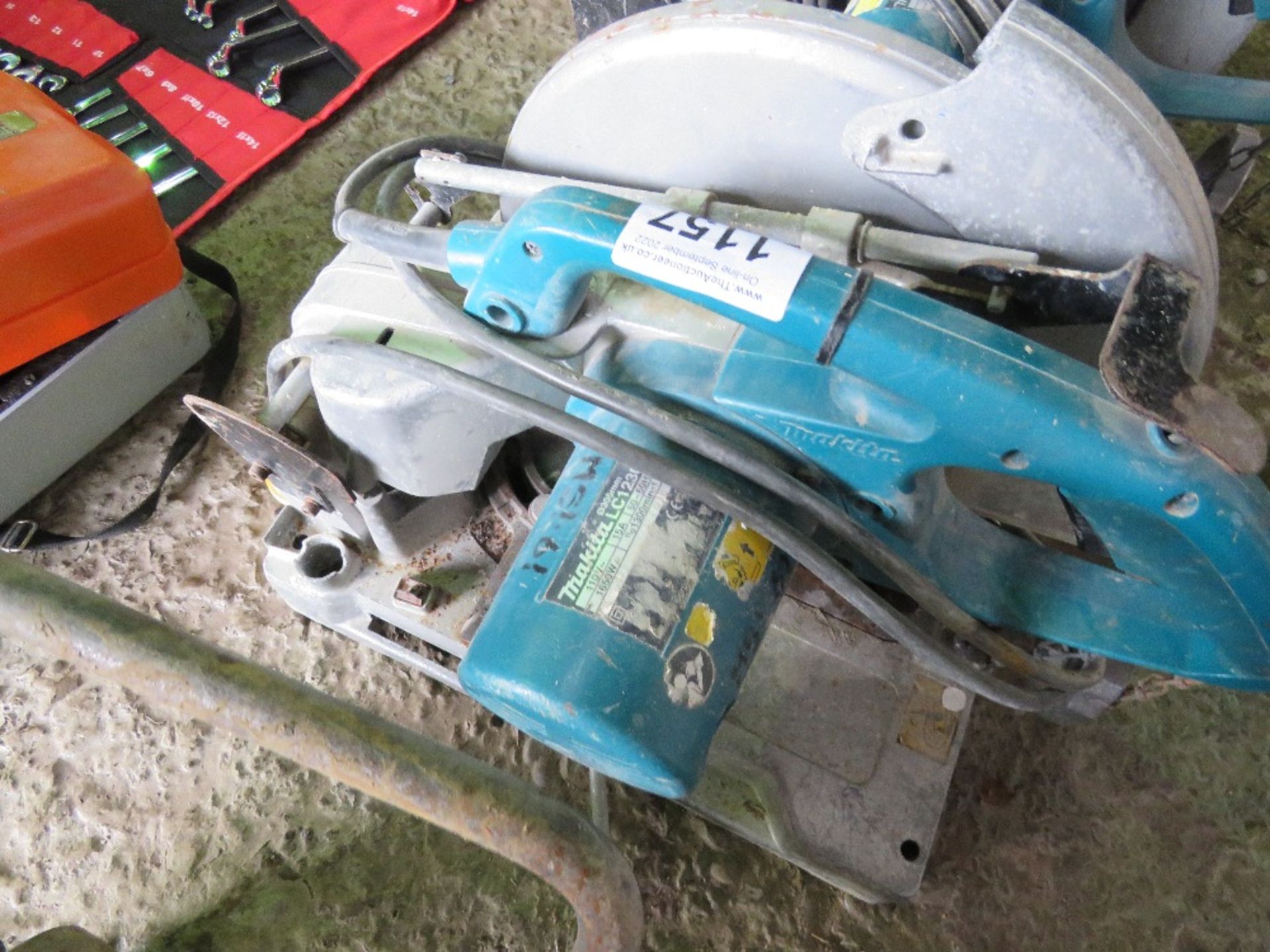 MAKITA 110VOLT METAL CUTTING SAW. - Image 2 of 2