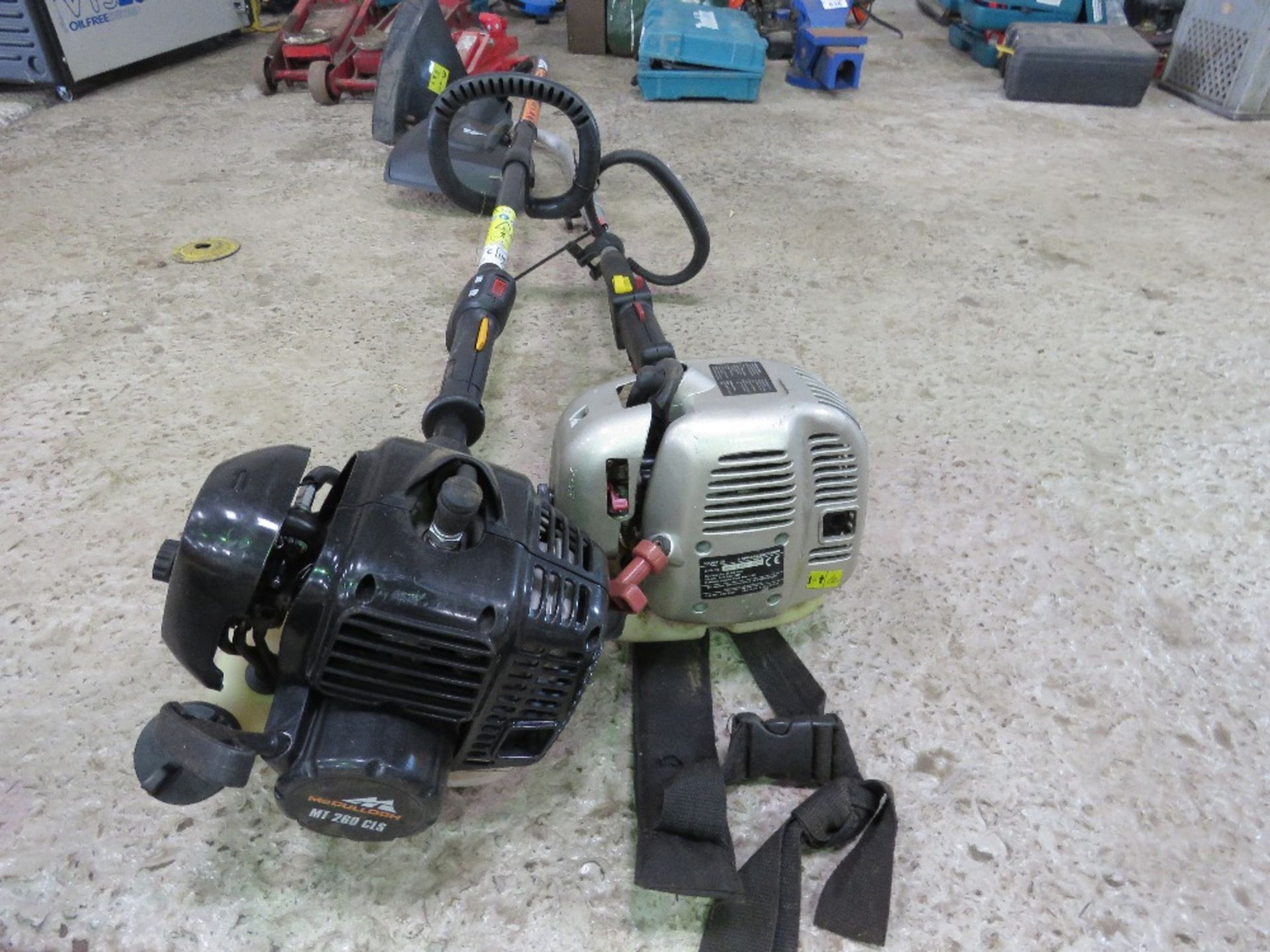 EFCO PETROL ENGINED STRIMMER. THIS LOT IS SOLD UNDER THE AUCTIONEERS MARGIN SCHEME, THEREFORE NO VAT - Image 5 of 7