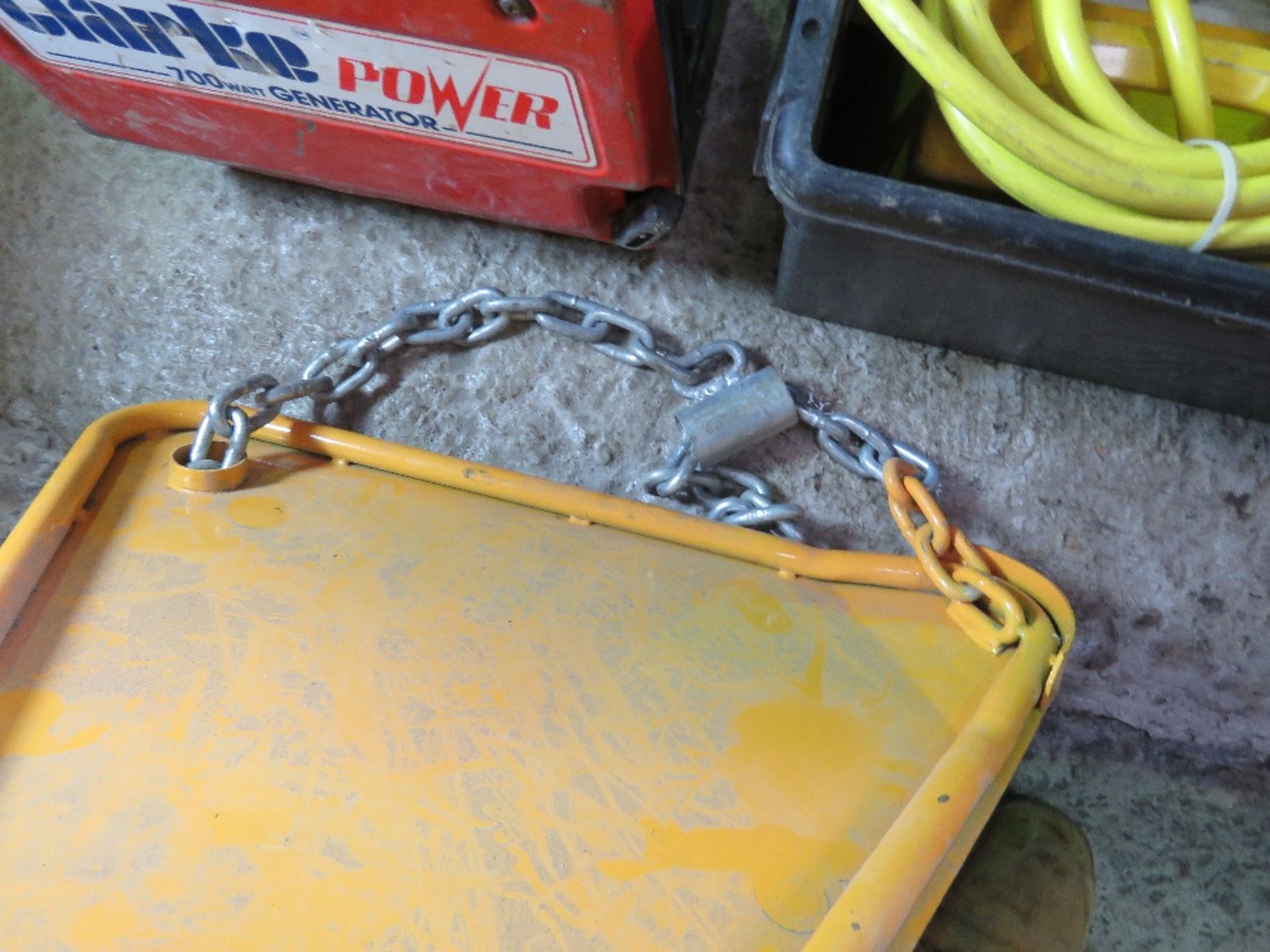 LORRY WHEEL LOCK, CHAIN TYPE. THIS LOT IS SOLD UNDER THE AUCTIONEERS MARGIN SCHEME, THEREFORE NO VAT - Image 2 of 2