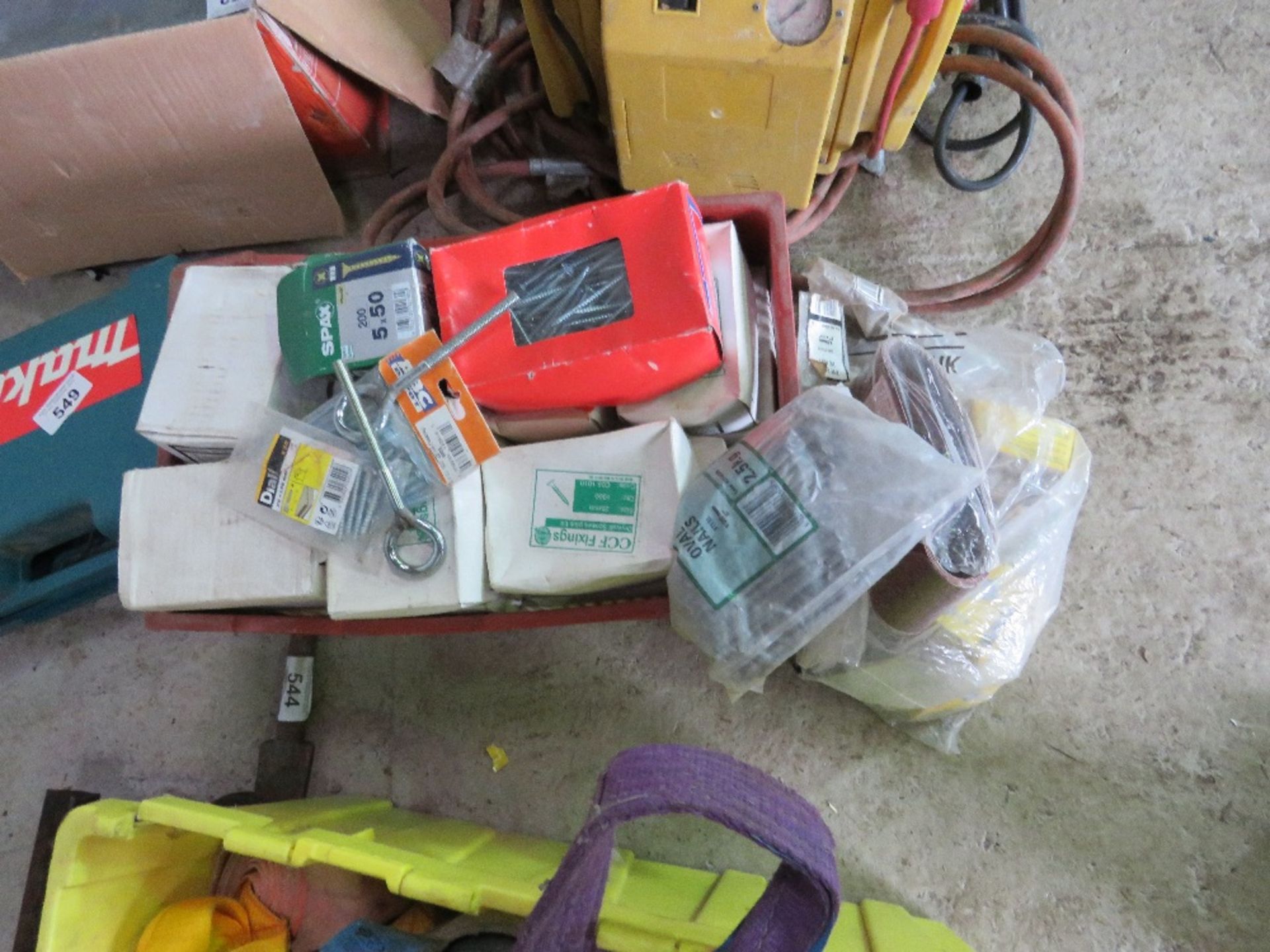 ASSORTED FIXINGS AND SUNDRIES. THIS LOT IS SOLD UNDER THE AUCTIONEERS MARGIN SCHEME, THEREFORE NO VA - Image 2 of 2