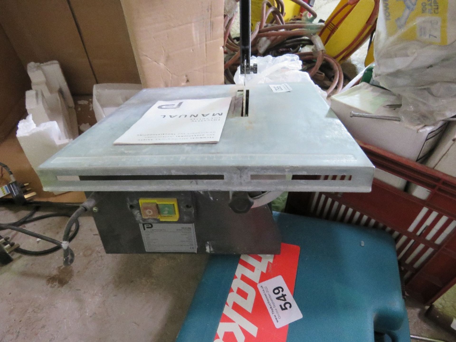 TILE SAW, 240VOLT. THIS LOT IS SOLD UNDER THE AUCTIONEERS MARGIN SCHEME, THEREFORE NO VAT WILL BE CH - Image 3 of 3