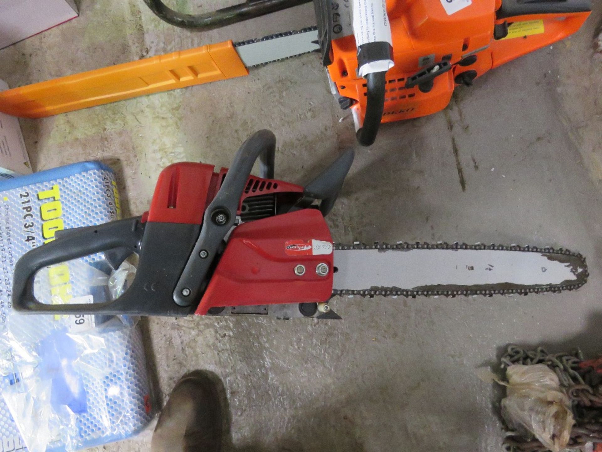 GARDENLINE PETROL ENGINED CHAINSAW. - Image 2 of 3