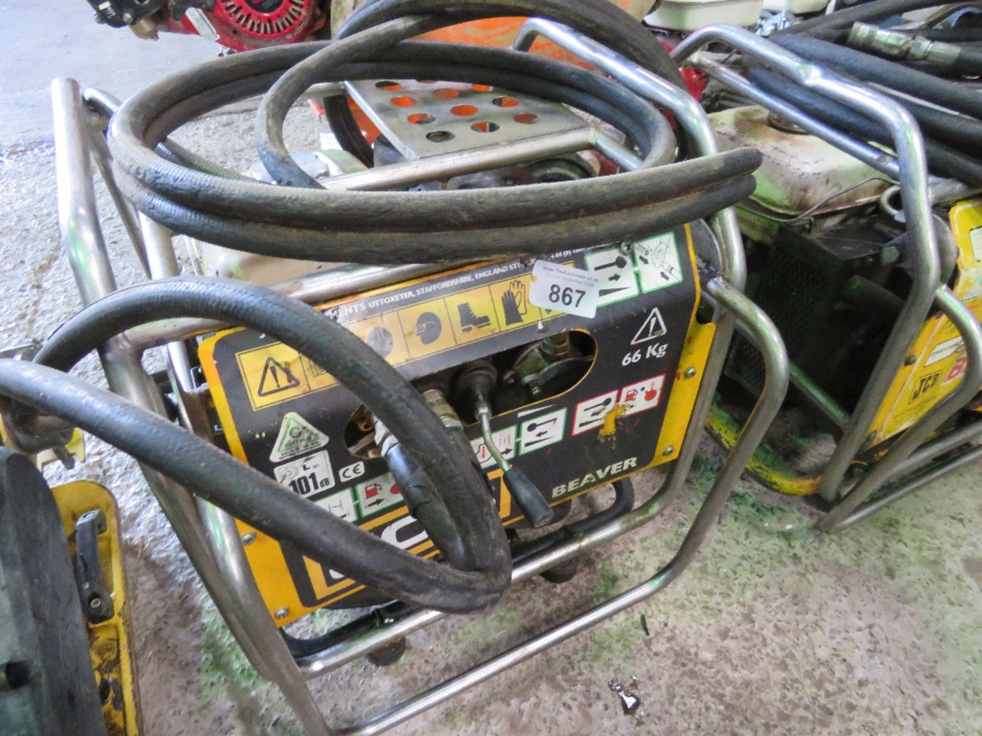 JCB BEAVER BREAKER PACK WITH HOSE BUT NO GUN, YEAR 2017 BUILD. WHEN TESTED: TURNS OVER NOT STARTING