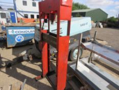 TASKMASTER 15TONNE BEARING PRESS. SOURCED FROM COMPANY LIQUIDATION. THIS LOT IS SOLD UNDER THE AUCTI