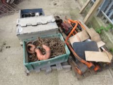 2 X PALLETS OF MACHINE PARTS AND A LARGE CHAIN. LOT LOCATION: EMERALD HOUSE, SWINBORNE ROAD, SS13