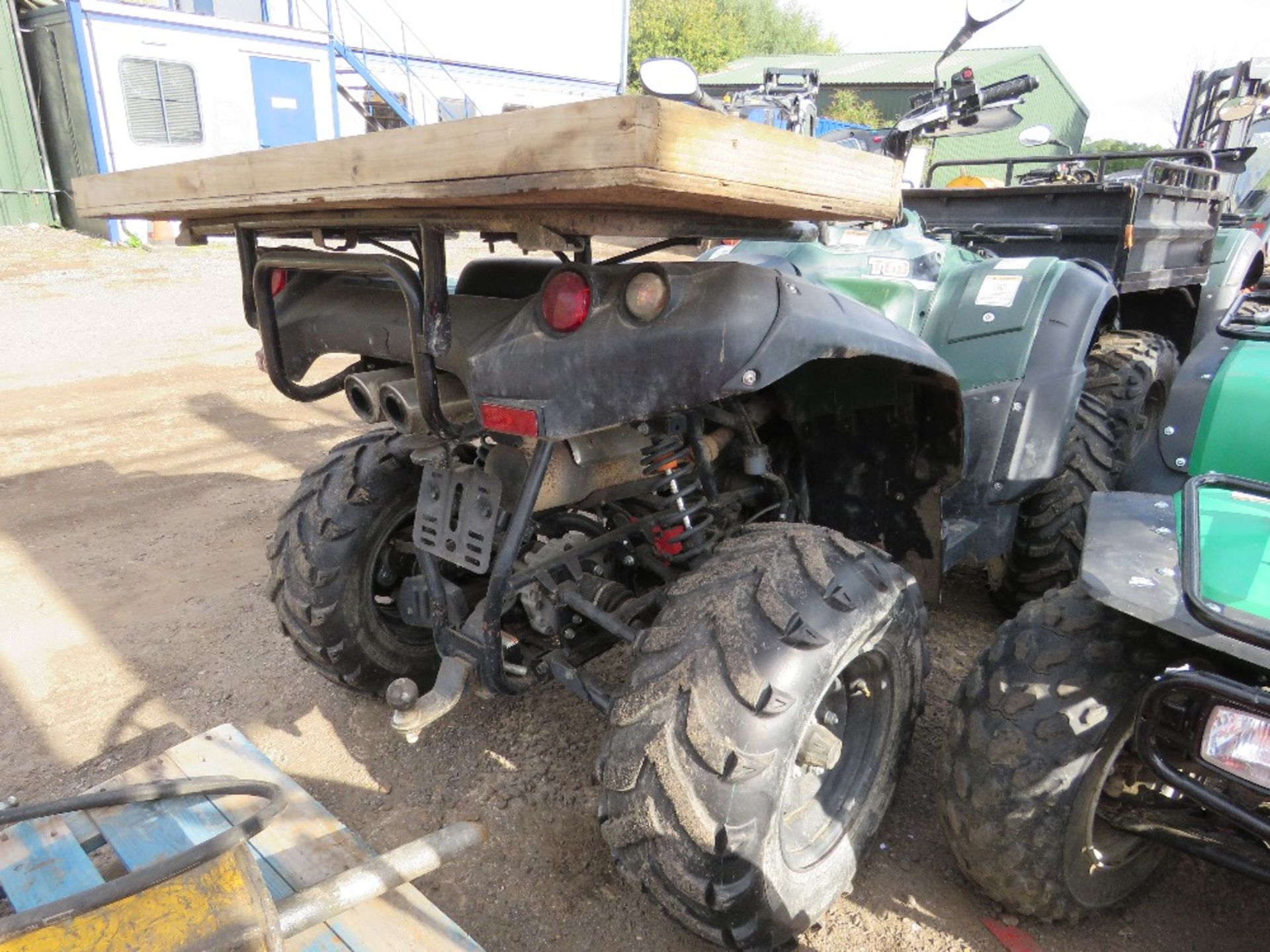 TGB 550 4WD QUAD BIKE, 2547 REC MILES, SUPPLIED NEW IN MAY 2018. WHEN TESTED WAS SEEN TO DRIVE, STE - Image 3 of 4