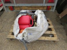 BULK BAG CONTAINING 2 STROKE OIL MIXING CANS.. THIS LOT IS SOLD UNDER THE AUCTIONEERS MARGIN SCH