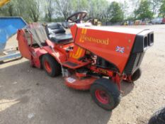 WESTWOOD RIDE ON MOWER WITH REAR COLLECTOR. WHEN TESTED BRIEFLY WAS SEEN TO DRIVE AND MOWER BLADE TU