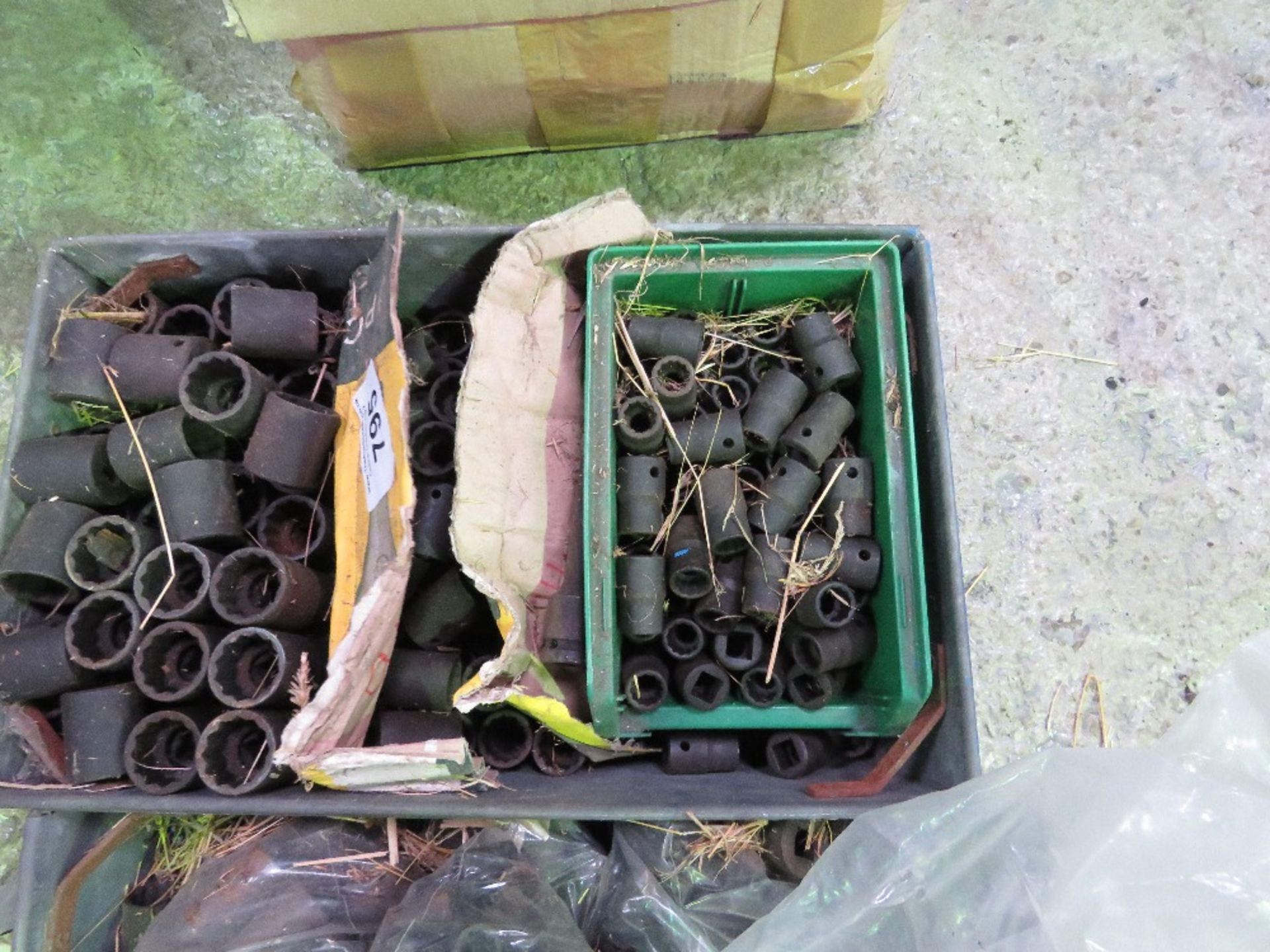 5 X STEEL BOXES CONTAINING ASSORTED IMPACT SOCKETS. THIS LOT IS SOLD UNDER THE AUCTIONEERS MARGIN - Image 6 of 6