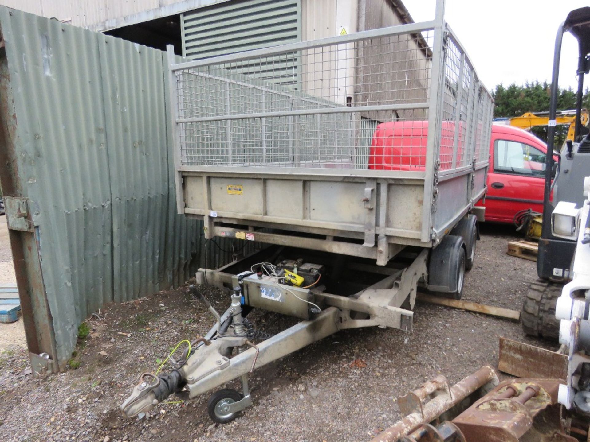 IFOR WILLIAMS TT126G TIPPING TRAILER WITH MESH CAGE SIDES ALL AROUND AND FULL LENGTH SKIDS. SN:SCK60