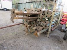 LARGE QUANTITY OF ACROW TYPE SUPPORT PROPS IN A STILLAGE. THIS LOT IS SOLD UNDER THE AUCTIONEERS