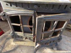 HUNTER WOOD BURNING STOVE, NO GALSS. THIS LOT IS SOLD UNDER THE AUCTIONEERS MARGIN SCHEME, THEREF