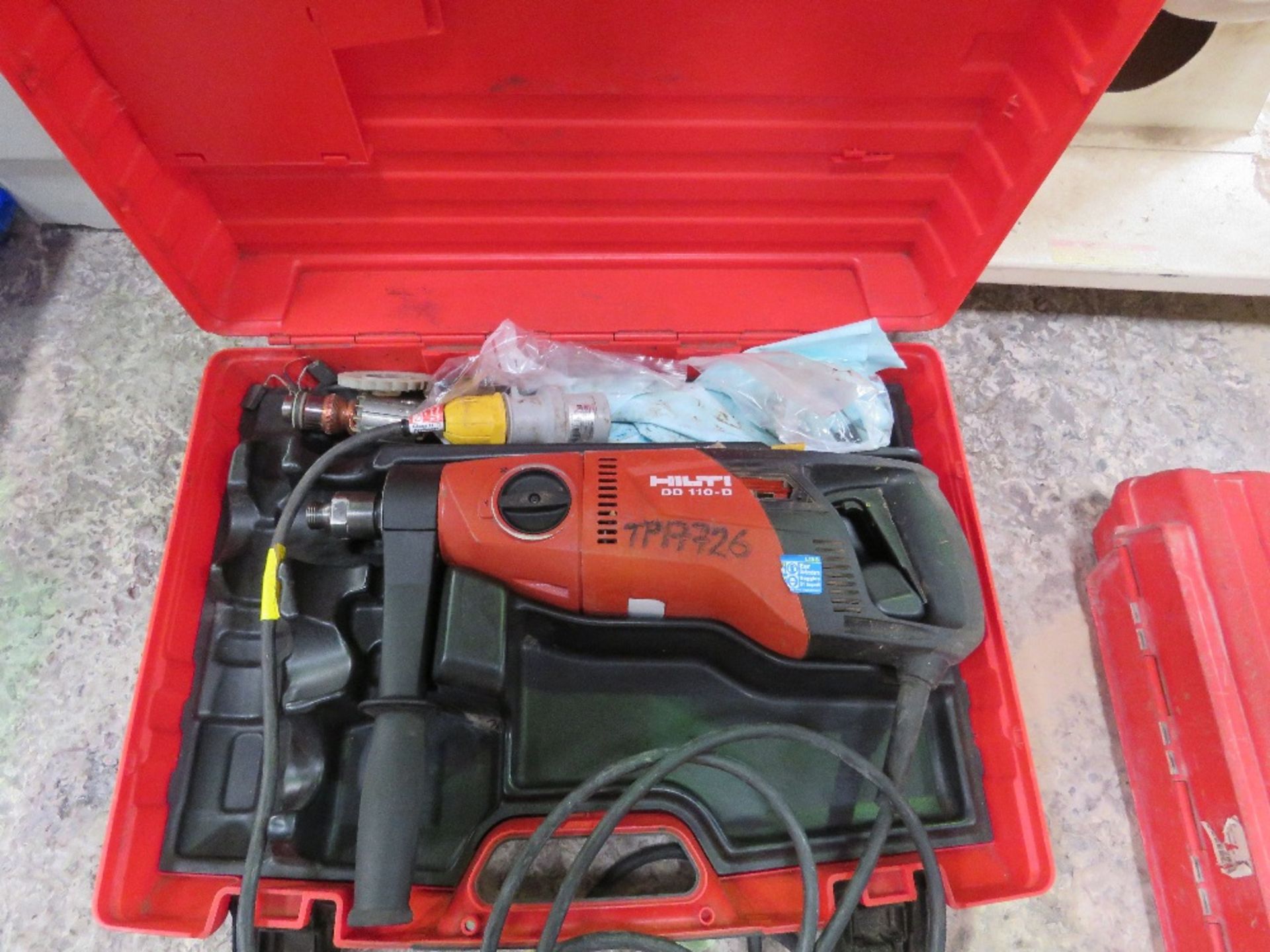 HILTI DIAMOND DRILL IN BOX, PART DISMANTLED.