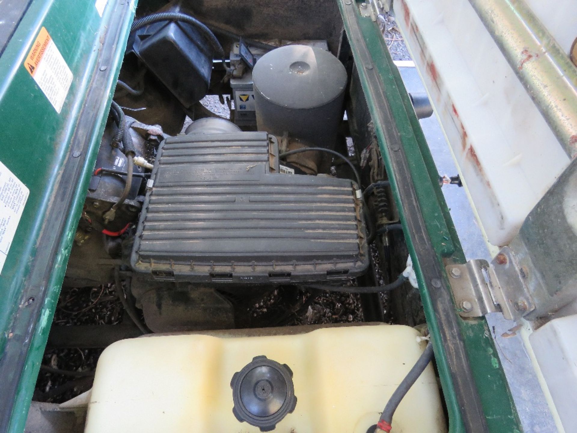 PETROL ENGINED GOLF BUGGY. TURNS OVER BUT NOT STARTING. - Image 7 of 7