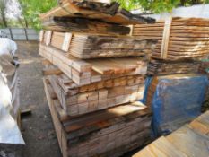 STACK OF 6X PACKS OF MIXED TIMBERS AND BOARDS.