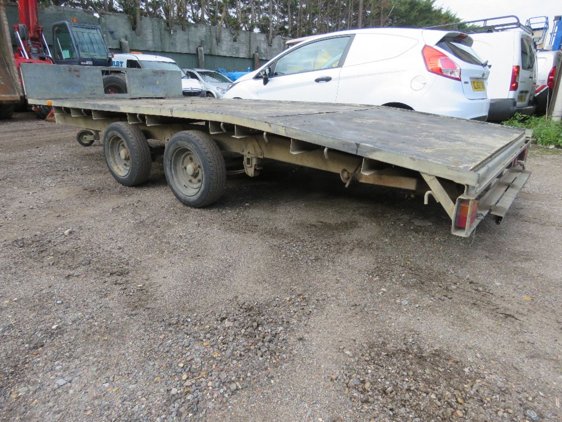 IFOR WILLIAMS LM146G/B BEAVERTAIL 14FT PLANT TRAILER WITH RAMPS AND KEY. SN:SCK600000W0240947 DIRECT - Image 4 of 8