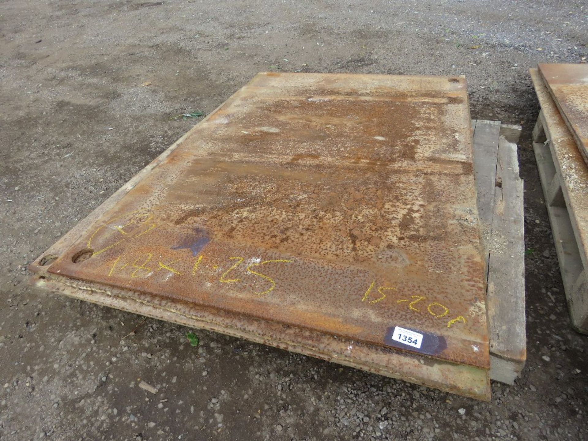 3 X HEAVY STEEL ROAD PLATES: 1.8M X 1.25M APPROX @ 15-20MM THICKNESS APPROX.