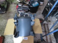 PRESSURE SPRAY POT. THIS LOT IS SOLD UNDER THE AUCTIONEERS MARGIN SCHEME, THEREFORE NO VAT WILL B