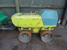 AMMANN DOUBLE DRUM TRENCH ROLLER. WHEN TESTED WAS SEEN TO RUN, DRIVE AND VIBRATE...SEE VIDEO. (NO RE