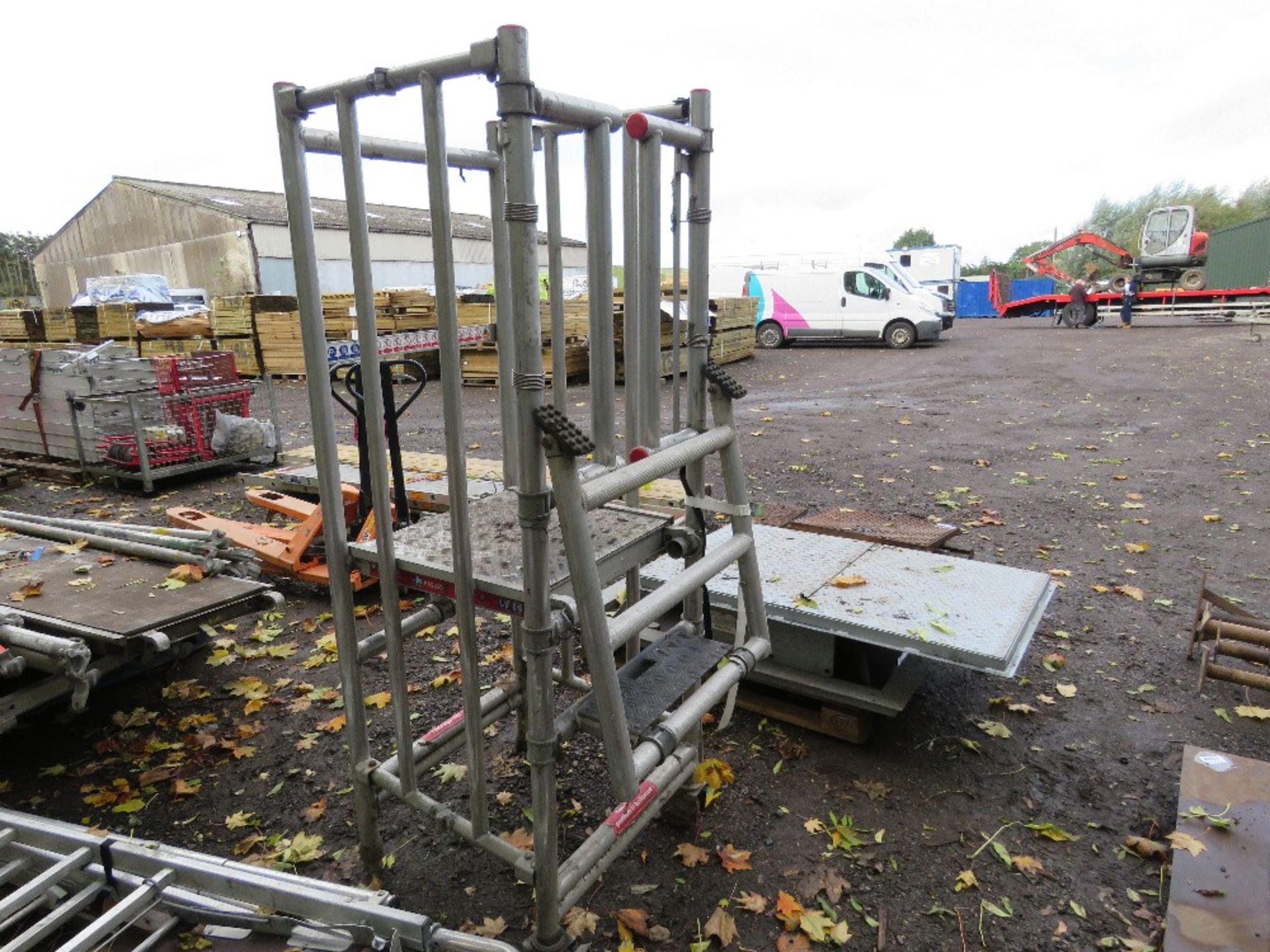 2 X PALLETS OF ASSORTED METAL MANHOLE ASSEMBLIES. THIS LOT IS SOLD UNDER THE AUCTIONEERS MARGIN S - Image 2 of 5