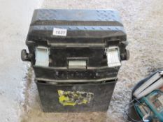 WHEELED TOOL BOX WITH CONTENTS. SOURCED FROM COMPANY LIQUIDATION. THIS LOT IS SOLD UNDER THE A