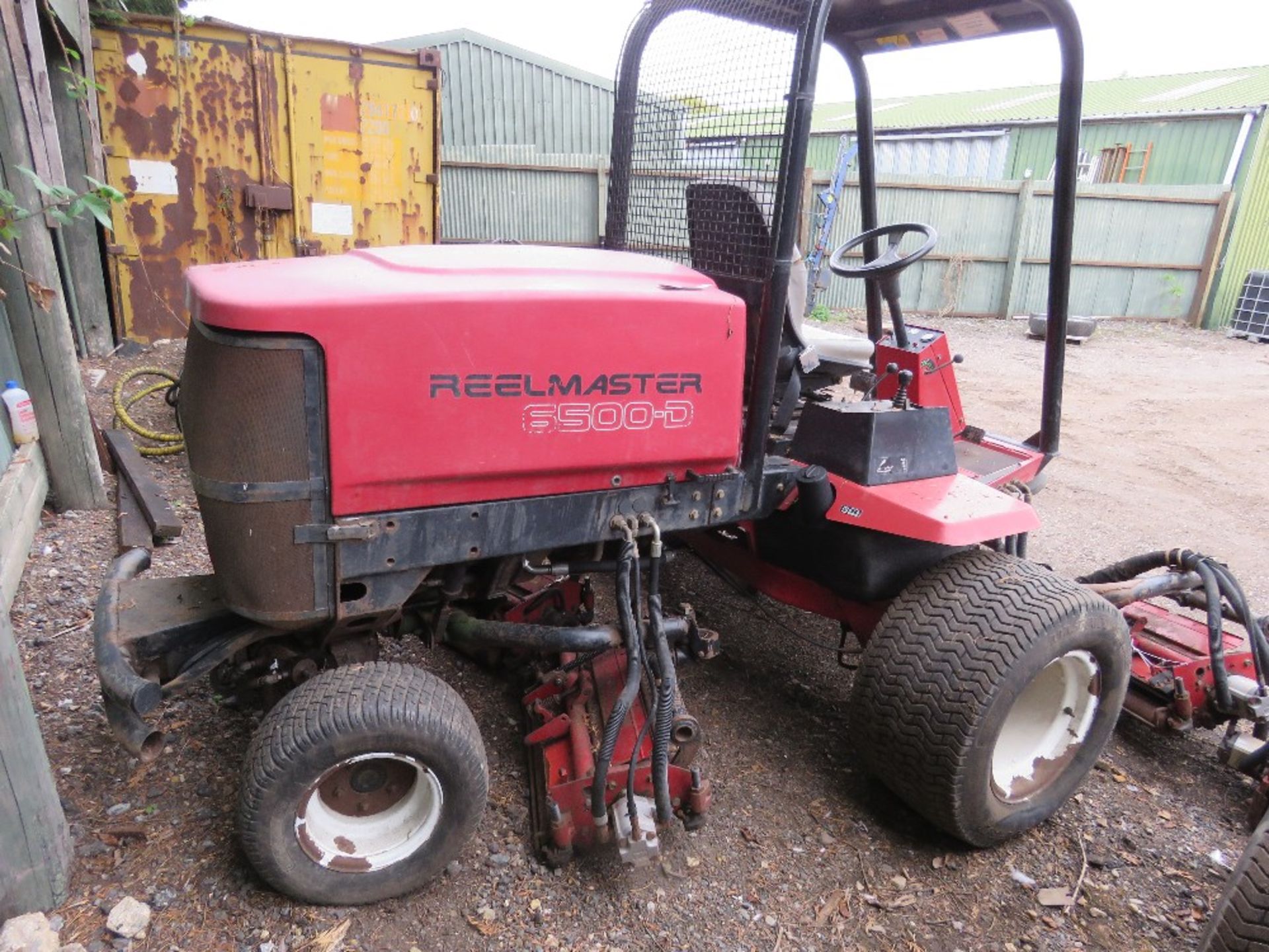 TORO REELMASTER 6500D 5 GANG 4WD MOWER, EX GOLF COURSE. WHEN TESTED WAS SEEN TO RUN, DRIVE AND BLADE - Image 4 of 5