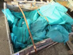 BOX OF DEBRIS NETTING. THIS LOT IS SOLD UNDER THE AUCTIONEERS MARGIN SCHEME, THEREFORE NO VAT WIL