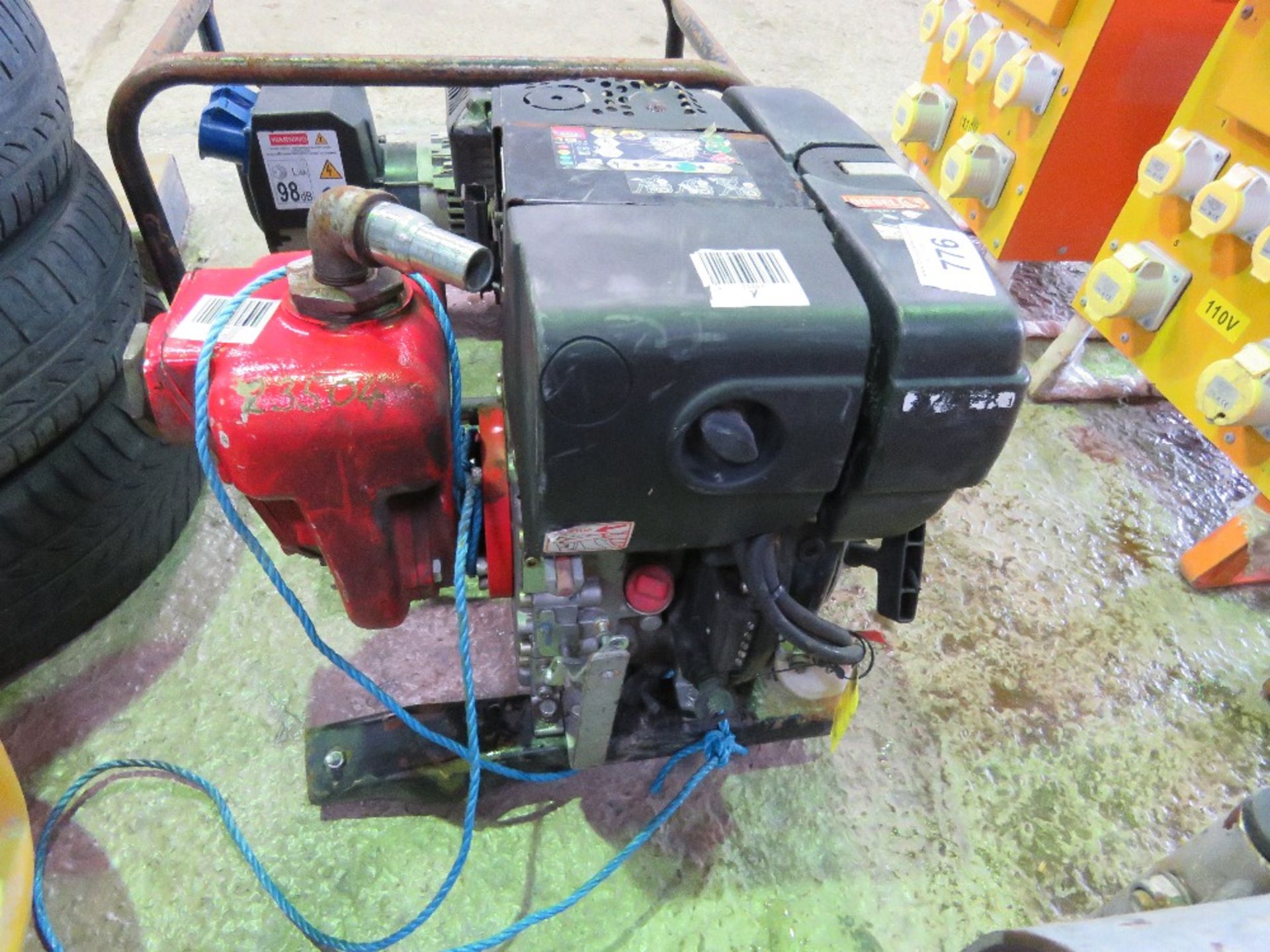 HATZ DIESEL ENGINED WATER PUMP. THIS LOT IS SOLD UNDER THE AUCTIONEERS MARGIN SCHEME, THEREFORE N - Image 2 of 4