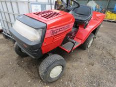 LAWNFLITE 930 GARDEN TRACTOR, NO DECK. WHEN TESTED WAS SEEN TO DRIVE AND STEER AND BRAKE, BATTERY WA