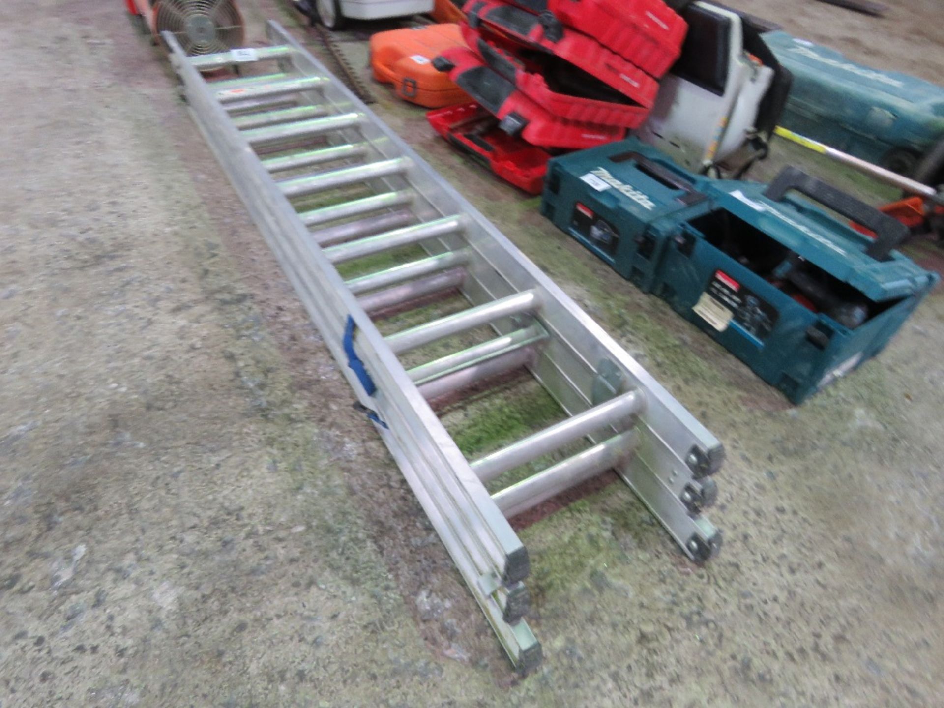 3 STAGE ALUMINIUM LADDER, 6FT CLOSED LENGTH. SOURCED FROM COMPANY LIQUIDATION. - Image 2 of 2