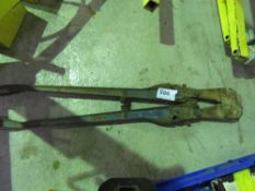 LARGE BOLT CROPPERS. THIS LOT IS SOLD UNDER THE AUCTIONEERS MARGIN SCHEME, THEREFORE NO VAT WILL
